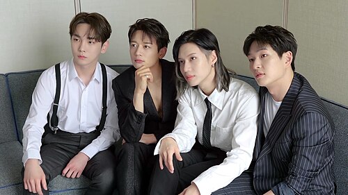 SHINee